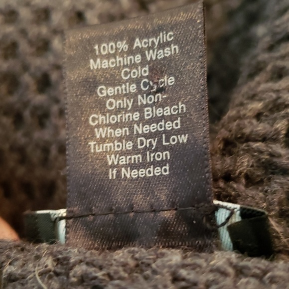 Sweater - Picture 5 of 5